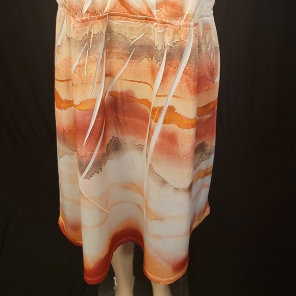 Light stretch dress, satin feel fabric - Picture 2 of 2